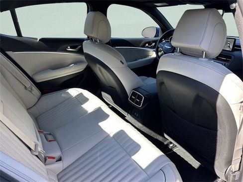 New 2026 Genesis G70 3.3T Sport Prestige image 22