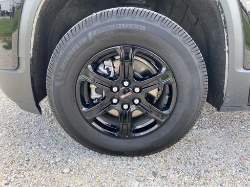Used 2023 GMC Acadia AT4 AWD/4WD image 19