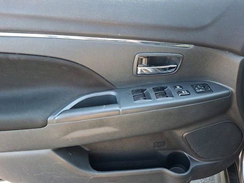 Used 2022 Mitsubishi Outlander Sport ES image 16