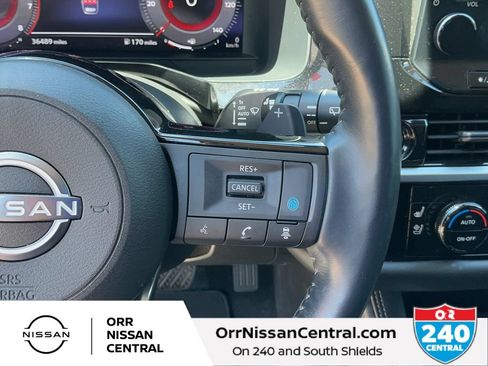 Used 2023 Nissan Pathfinder Platinum w/ Lighting Package (N92) AWD/4WD image 21