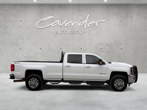 Used 2018 Chevrolet Silverado 3500 LT w/ LT Convenience Package AWD/4WD image 17