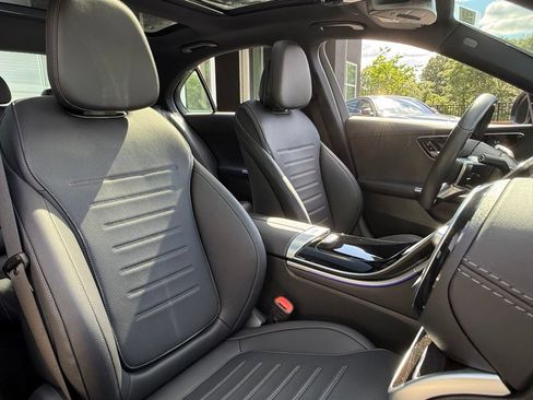 Used 2022 Mercedes-Benz C 300 4MATIC Sedan image 31