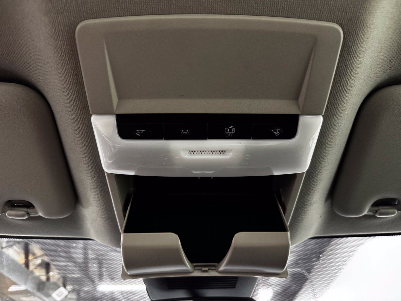 Certified 2024 Nissan Sentra SV FWD image 30
