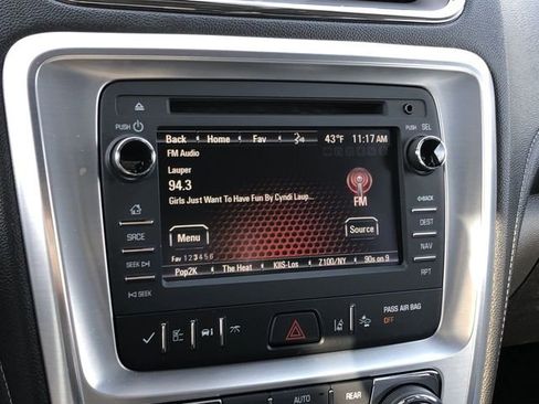 Used 2017 GMC Acadia Limited SLT image 12