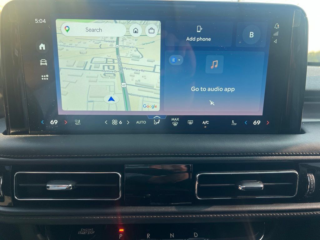 Used 2026 Lincoln Aviator AWD image 14