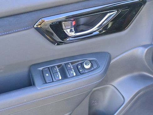 Used 2025 Subaru Forester Limited image 24