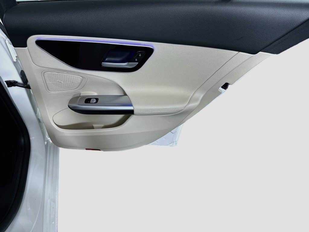 Used 2024 Mercedes-Benz C 300 Sedan image 27