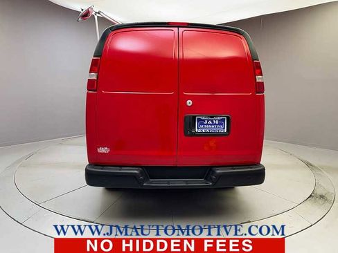 Used 2016 Chevrolet Express 2500 image 4