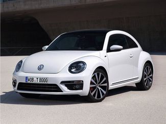 Used 2013 Volkswagen Beetle Turbo FWD video 2