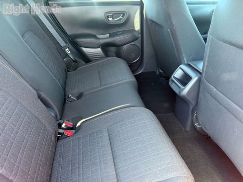 Certified 2025 Honda HR-V Sport image 30