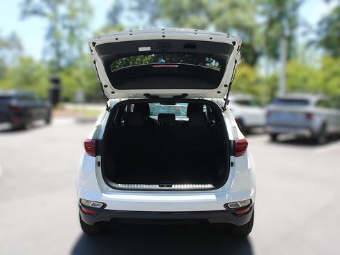 Certified 2021 Kia Sportage S AWD/4WD image 9