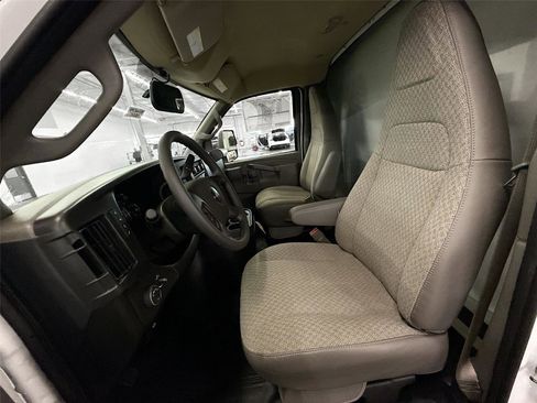 New 2026 GMC Savana 4500 w/ Driver Convenience Package image 13