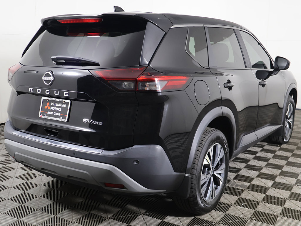 Used 2023 Nissan Rogue SV AWD/4WD image 8