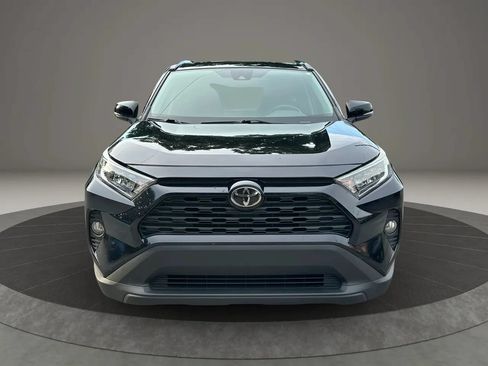 Used 2021 Toyota RAV4 XLE FWD image 8