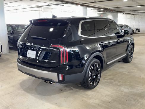 Used 2025 Kia Telluride SX Prestige AWD/4WD image 8