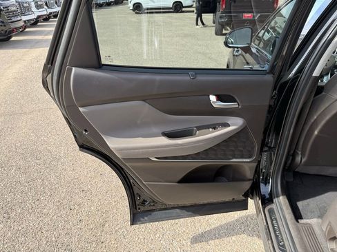 Used 2020 Hyundai Santa Fe Limited image 16