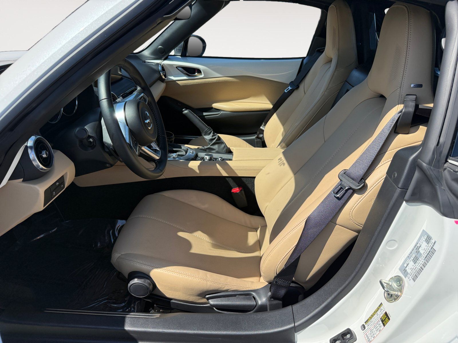 Certified 2025 MAZDA MX-5 Miata RF Grand Touring w/ Appearance Package RWD image 10