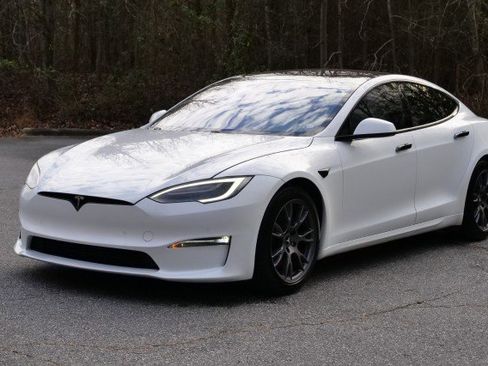 Used 2021 Tesla Model S Plaid image 6