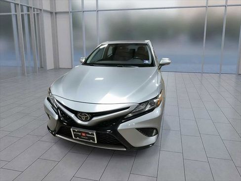 Certified 2019 Toyota Camry XSE image 3