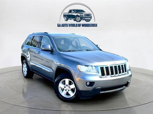 Used 2012 Jeep Grand Cherokee Laredo w/ Laredo E Group image 7