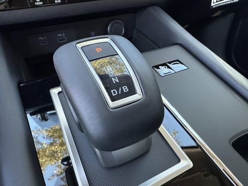 New 2025 Mitsubishi Outlander SE AWD/4WD image 31