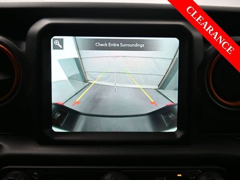 Used 2023 Jeep Gladiator Mojave w/ Trailer Tow Package image 19