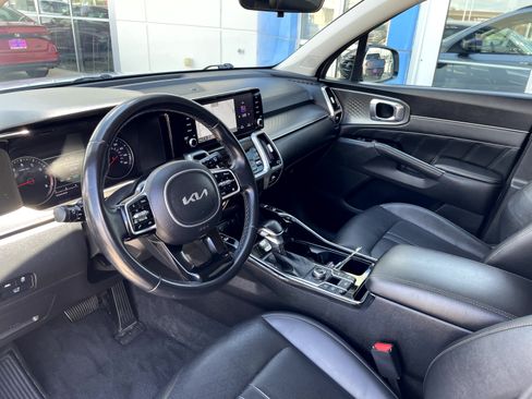 Used 2022 Kia Sorento SX AWD/4WD image 12