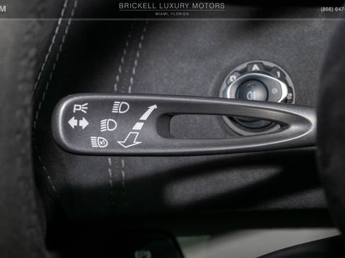 Used 2018 McLaren 570S Coupe RWD image 26