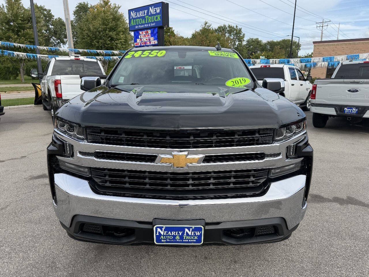 Used 2019 Chevrolet Silverado 1500 LT w/ True North Edition AWD/4WD image 2
