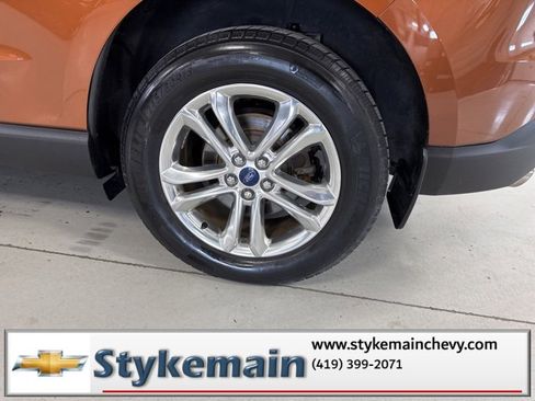 Used 2017 Ford Edge SEL w/ Equipment Group 201A image 9