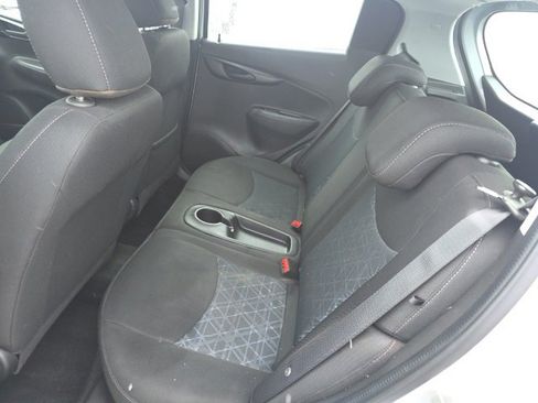 Used 2022 Chevrolet Spark LT image 17