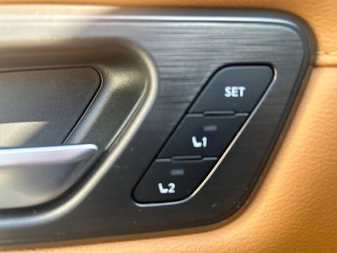 Certified 2025 Nissan Armada Platinum Reserve AWD/4WD image 20