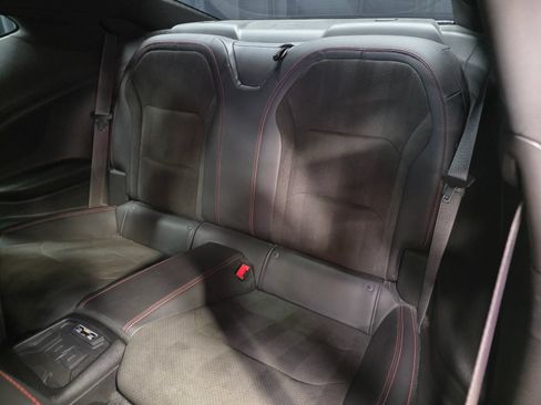 Used 2021 Chevrolet Camaro ZL1 RWD image 32