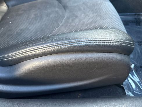 Used 2014 Nissan 370Z Touring w/ Sport Package image 22