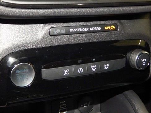 New 2025 Ford Escape ST-Line w/ Tech Pack #1 image 22