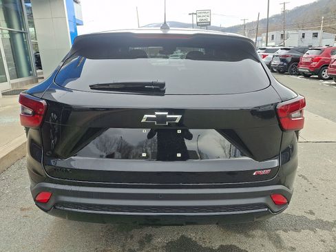 New 2026 Chevrolet Trax RS w/ Driver Confidence Package image 5