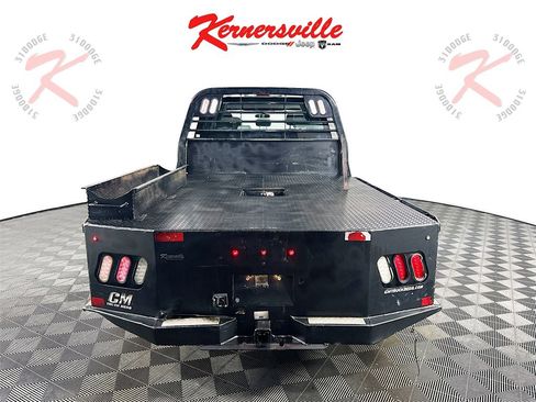 Used 2022 Ford F350 XL w/ Power Equipment Group image 6