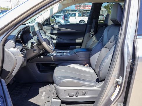 Used 2023 INFINITI QX60 Luxe w/ Performance Audio Package image 7