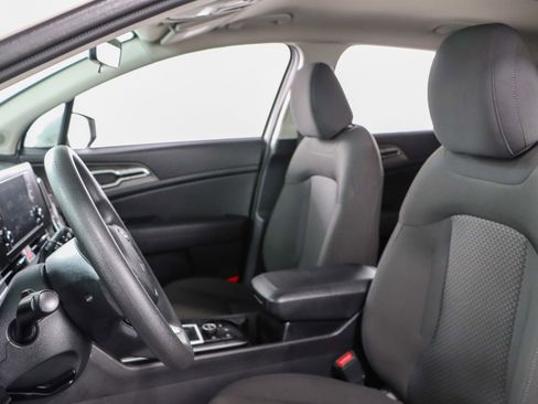 Used 2024 Kia Sportage LX FWD image 20
