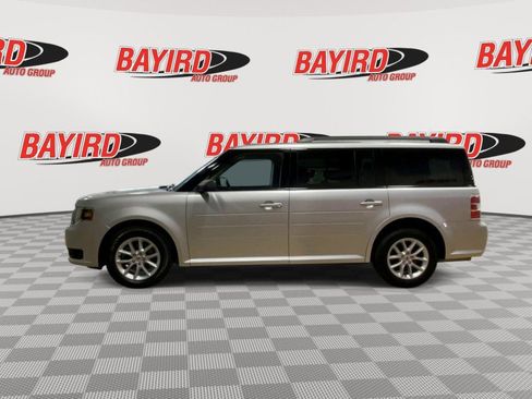 Used 2019 Ford Flex SE image 6