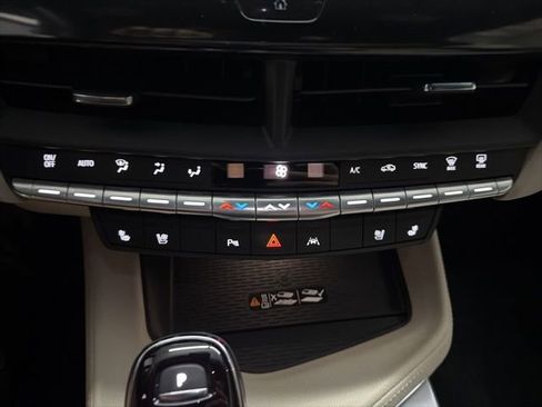 Certified 2024 Cadillac CT4 Premium Luxury image 10