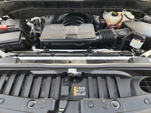 Used 2025 Chevrolet Silverado 1500 RST AWD/4WD image 31