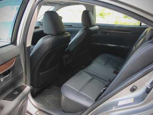 Used 2016 Lexus ES 350 w/ Navigation System Package FWD image 15