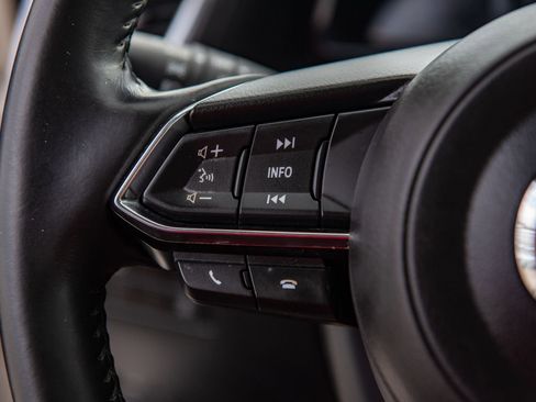 Used 2018 MAZDA MAZDA3 Grand Touring image 24