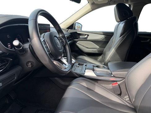 Used 2023 Acura MDX SH-AWD image 9