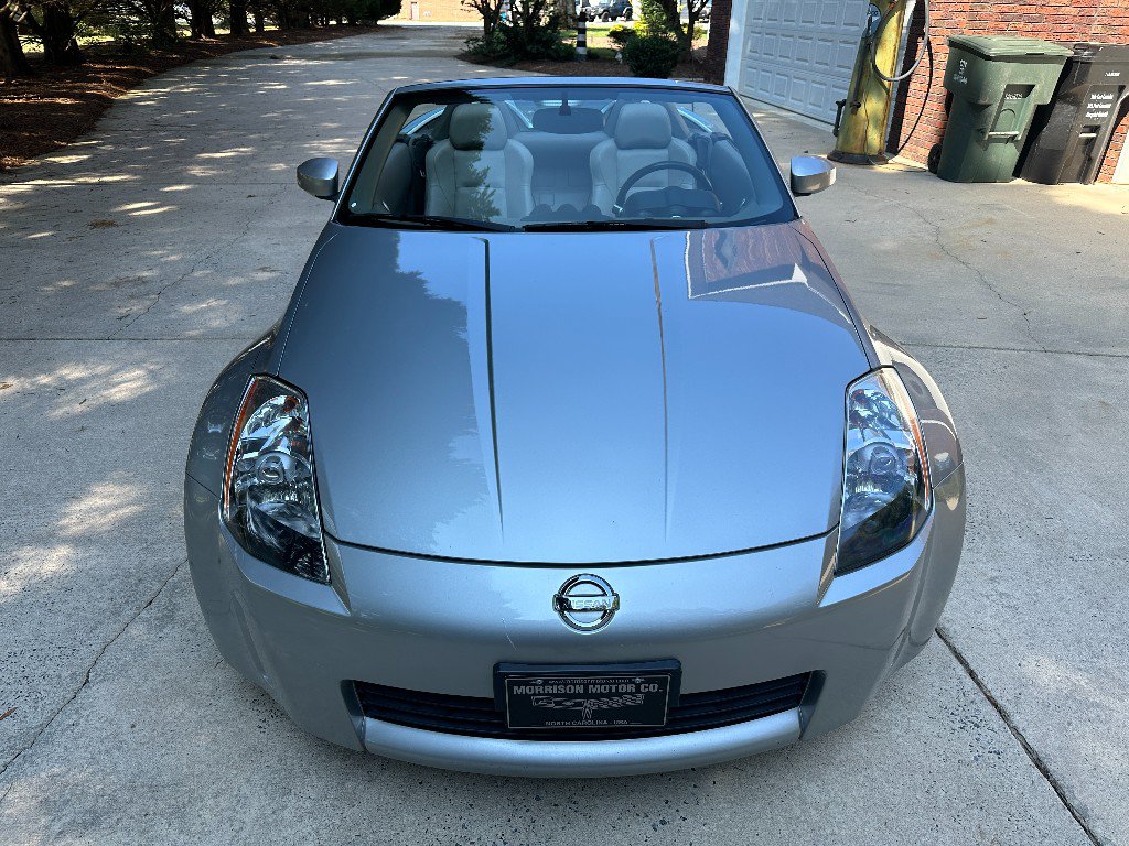 Used 2005 Nissan 350Z Touring RWD image 13