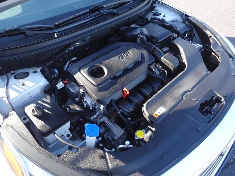 Used 2015 Hyundai Sonata SE FWD image 21