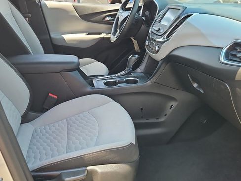Certified 2018 Chevrolet Equinox LT FWD image 27