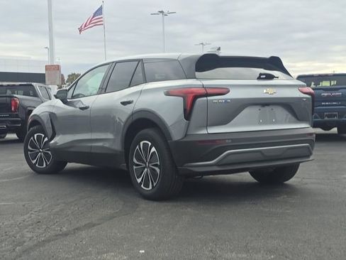 New 2025 Chevrolet Blazer EV LT image 16