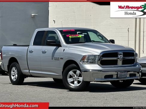 Used 2017 RAM 1500 Classic SLT RWD image 1